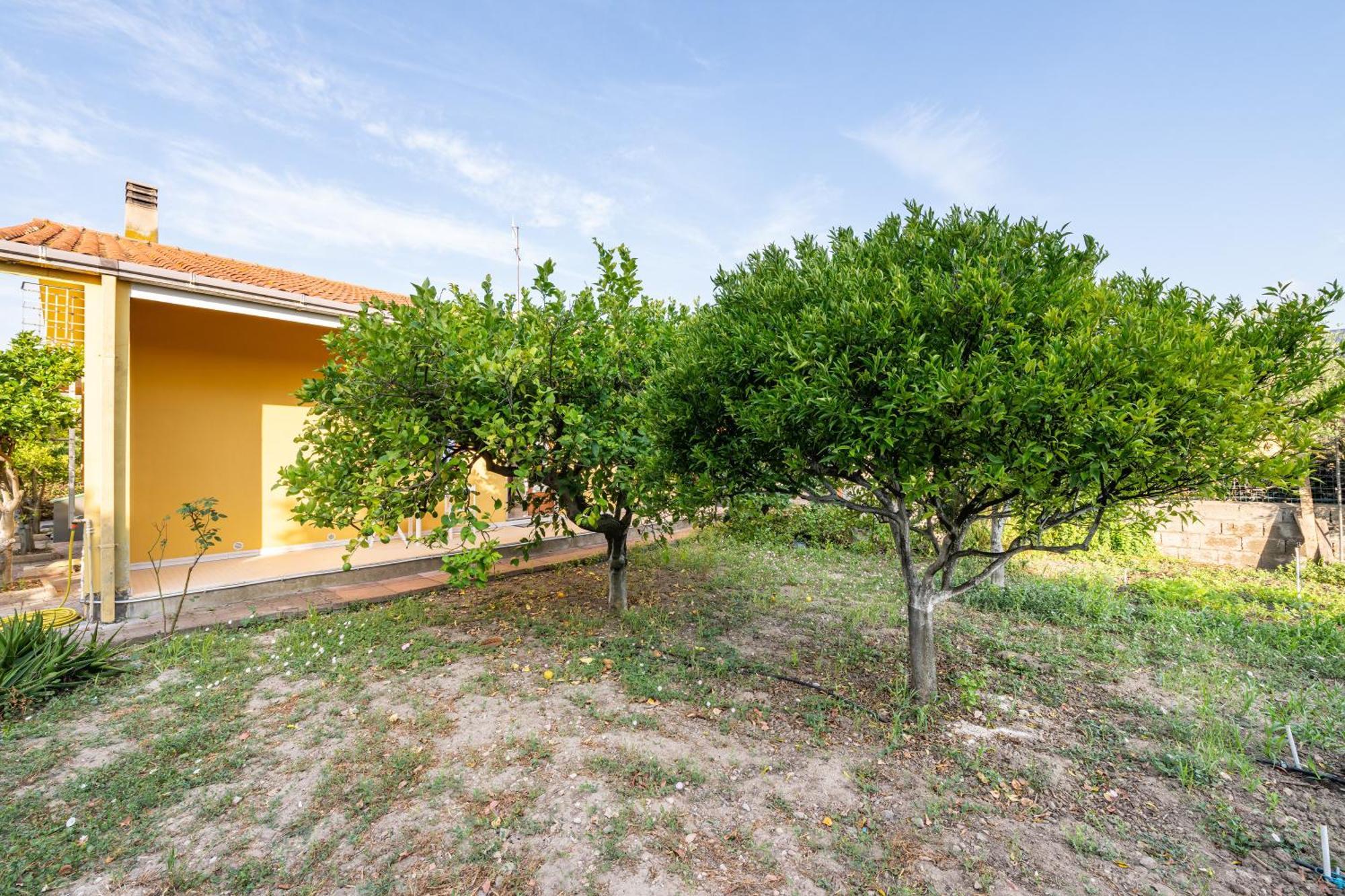 Casa Vacanze San Giovanni San Giovanni Suèrgiu Exteriér fotografie
